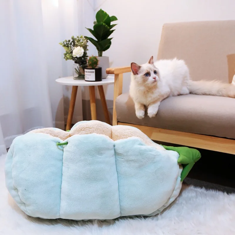 

Cute Pea Pod Shape Design Soft Warm Cat Cushion Cozy Winter Kitten Sofa Kitty Mattress for Small Pets