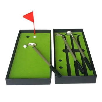 

Mini Golf Ball Pen Gift Set Putting Green Flag Golf Clubs Models Ballpoint Golf Course Pole Club Set Golf Pen Set Mini Desktop