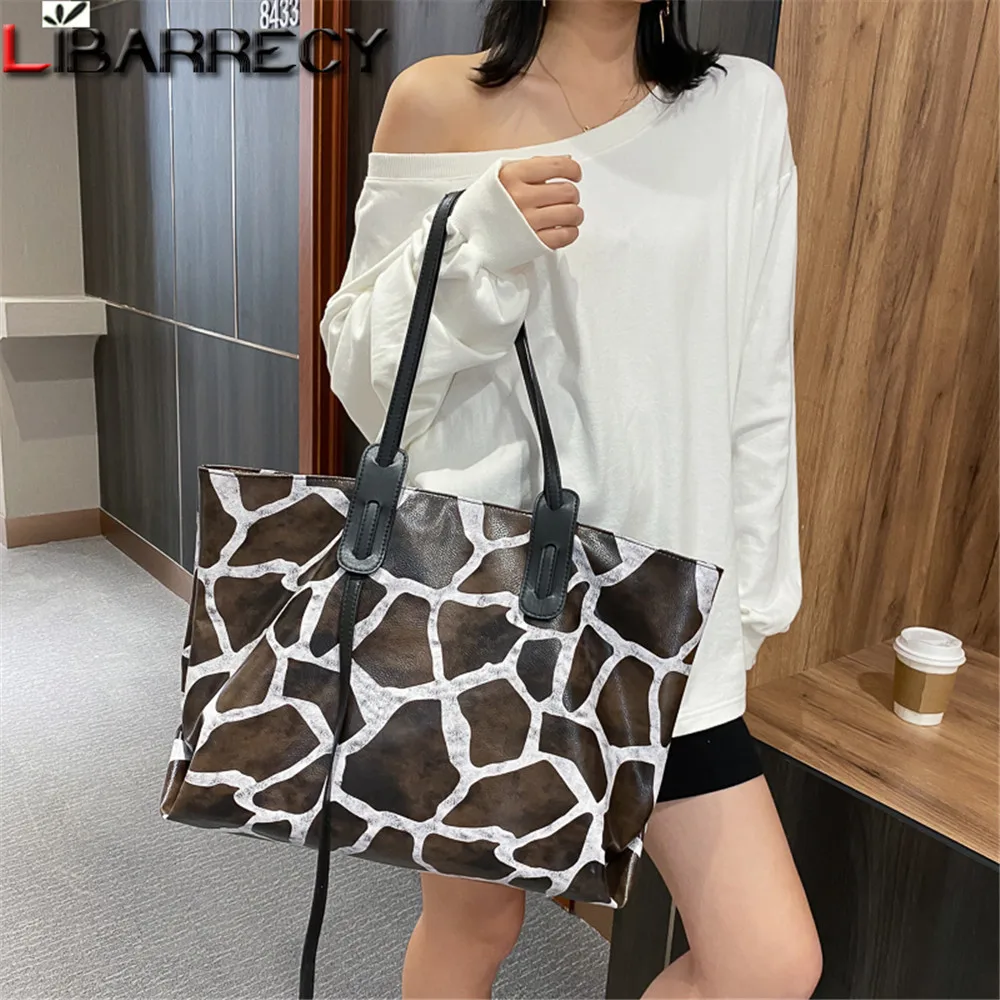 

Zebra Pattern Women's Pu Leather Totes Designer Vintage Handbag Female Bolsa Large Capacity Casual Shoulder Bag Lady Travel Bag