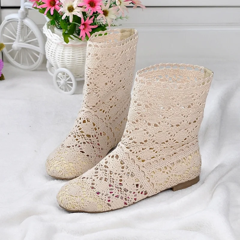 

2019 Holes Summer Shoes Women Botas Fashion Women Sandals Flat Casual Shoes Ladies Summer Ankle Botas A1340