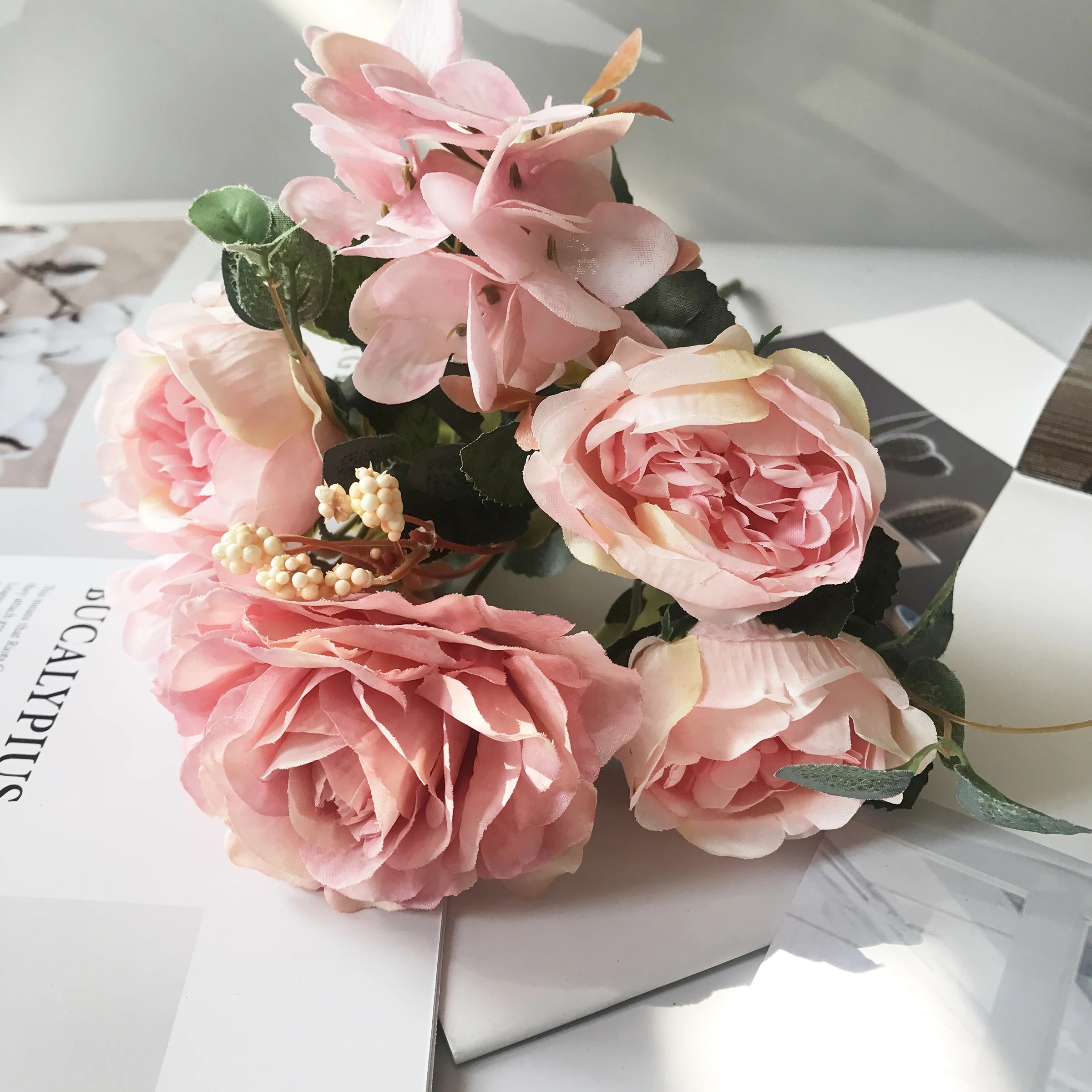 Künstliche Blumen Hochzeit Braut Rose Dekoration Blume Pfingstrose Hause Retro Seide Bouquet Hortensien Vintage Zubehör Mit - AliExpress Gefälschte