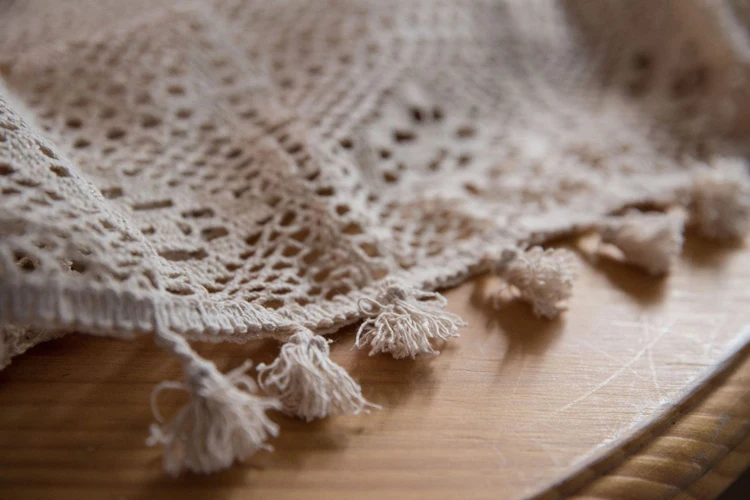 Vintage-Lace-Tablecloth-Cotton-Woven-Hollow-out-Table-Cloth-Home-Furniture-Anti-Dust-Table-Cover-Photography-Holiday-Decor-08