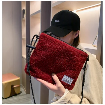 

Simple Small Messenger Bags for Women Lambswool Fur Mini Handbag Female Shoulder Bag Ladies Crossbody Zipper Purses Clutches