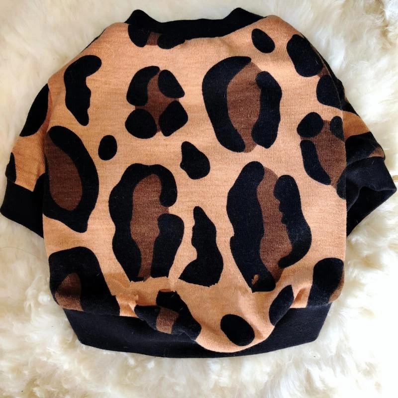 Леопардовая футболка с капюшоном для собак осень-зима Одежда для собак Пудель Бишон для Мопсов, французских бульдогов собака корги Одежда для собак костюм пальто