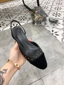 

2020 Fashion Shoes For Women Designer Mid Heels Pumps Luxury Ladies Dress Shoes Black Red C Brand Wedding Bride Leather Shoes