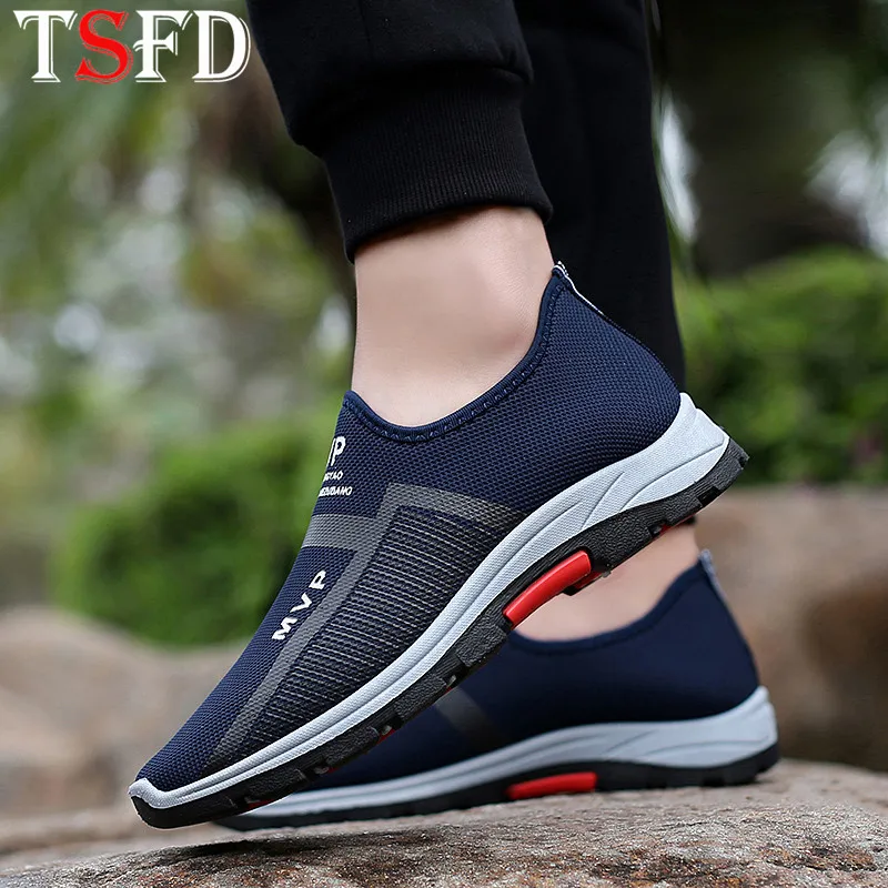 

Ultralight Running Shoes Men Sneakers Slip-on Sport Shoes Male Loafers White Sports Shoe Low Top Men's Shoe Summer Trainers V25