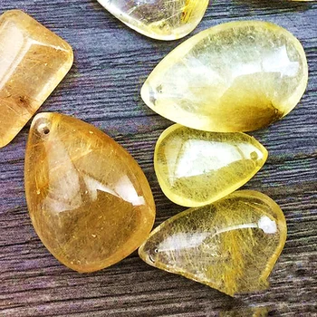 

25-35mm Natural Gold Rutilated Quartz Crystal Pendant For Meditation Relaxed