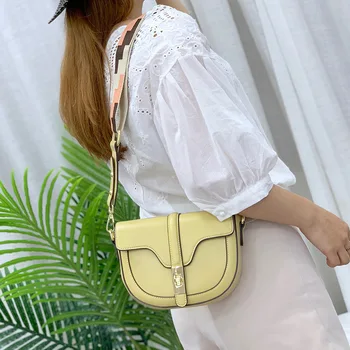 

Female 2020 new net red crossbody bag high texture fashion shoulder bag wild spring and summer semicircle saddle bag