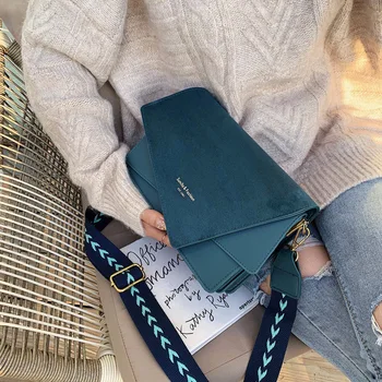 

2020 New Version of Joker Shoulder Slung Fashion Broadband Small Square Bag Brand Originality Design Handheld Frosted Bag Women