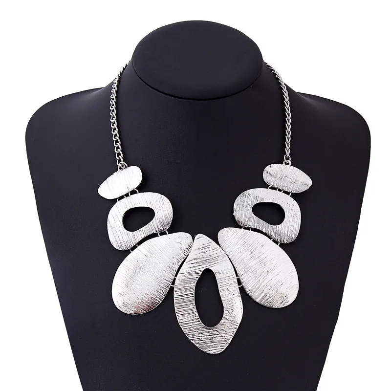 

Europe And America Cool Fashion Big Brand Exaggeration Irregular Hollow out Necklace Alloy Neck Ring Choker Sweater Chain