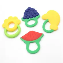 Anneau de dentition en Silicone pour bébé, 1 pièce, de qualité alimentaire, petite tige, collier, cadeaux de fête prénatale, animaux de dessin animé 