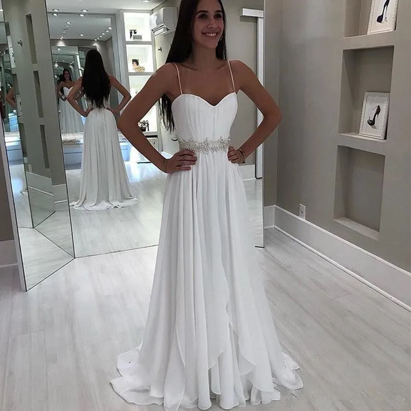 

Chiffon Beach 2020 New Wedding Dresses Spaghetti Straps White Ivory Robe De Mariee Sweetheart Diamonds Floor Length Bridal Gowns