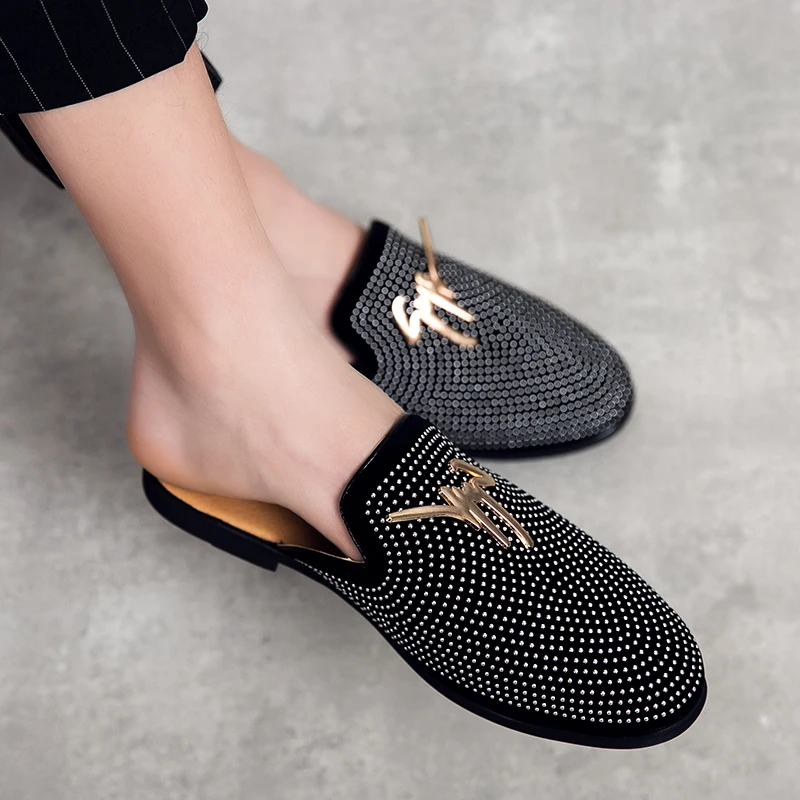 Leather Casual Shoes Fashion Slippers Luxury Diamond Men Slipper Mules Backless Loafers Men Leather Shoes Retro Flat Heel Party Slippers Slip On Shoes Chaussure Homme