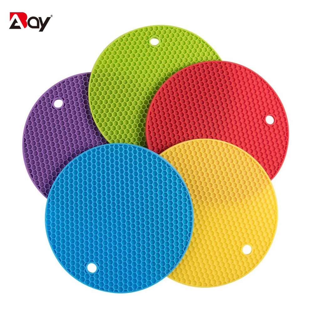 18Cm Coaster Silicone Mat Heat-Resistant Insulation Pad Placemat Non-Slip Dining Tables Tableware Kitchen Accessories Gargets