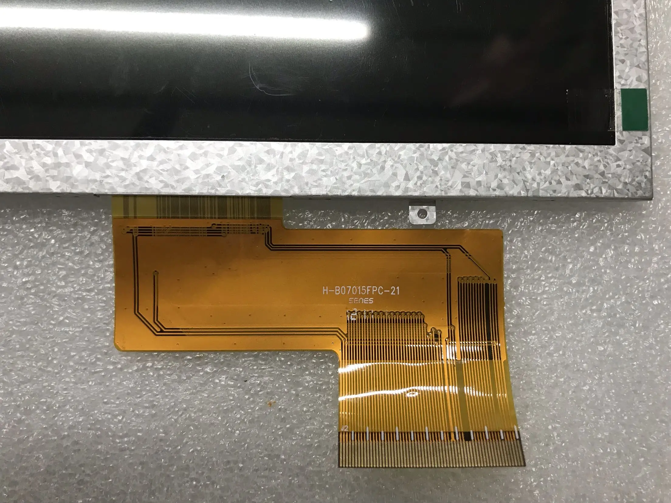H-B07015FPC-21 LCD ÷ ȭ