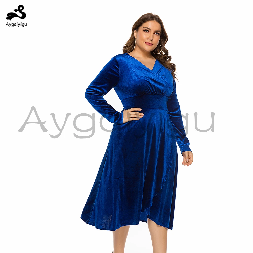 Aygaiyigu размера плюс женское бархатное платье большого размера Дамские до середины икры асимметричные платья модная теплая одежда с v-образным вырезом и длинным рукавом