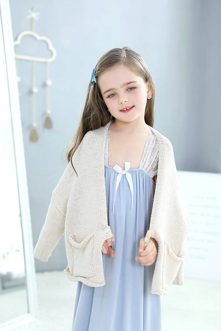 10767821090_1697752344