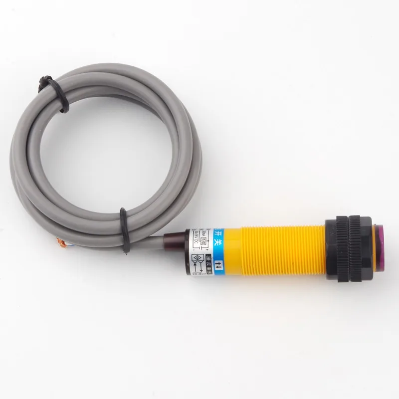 

Diffuse sensor photoelectric switch E3F-DS5C4 three line NPN often open