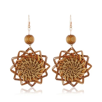 YAOLOGE Wooden Straw Weave Rattan Knit Vine Flowers Earrings For Women Hollow Flora African Woman Wooden Pendant Earrings 2019 1