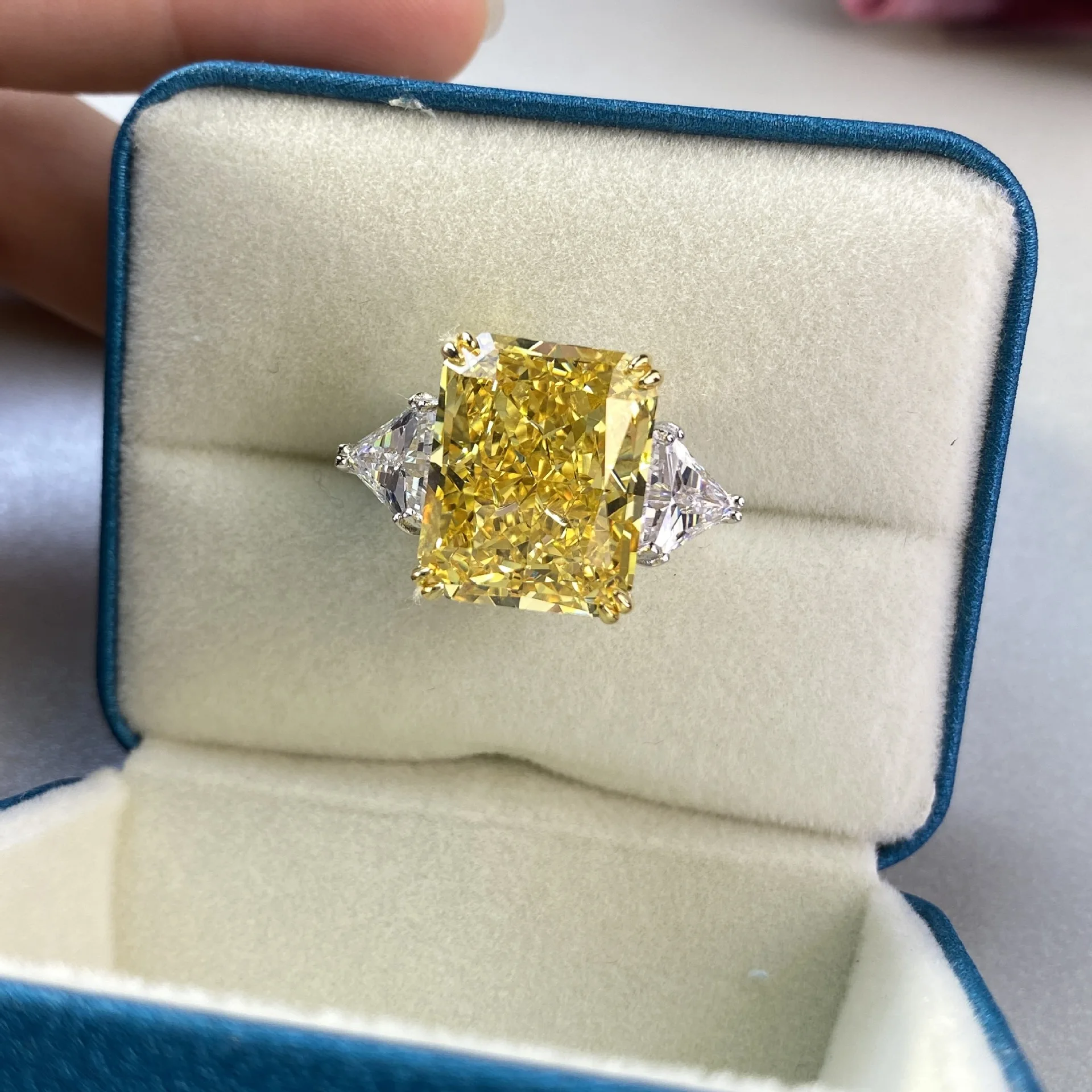 HIBRIDE Luxury Sparking 100% 925 Sterling Silver Yellow Diamond Women Bridal Rings Wedding Party Gifts Fine Jewelry Bijoux R-273 - Image 4