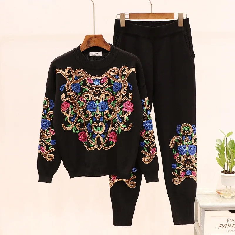 

Autumn Knitwear Tracksuit Women Embroidered Sequin Long Sleeve Knitted Jumper Casual Pants Two Piece Set Student Sets Knitting