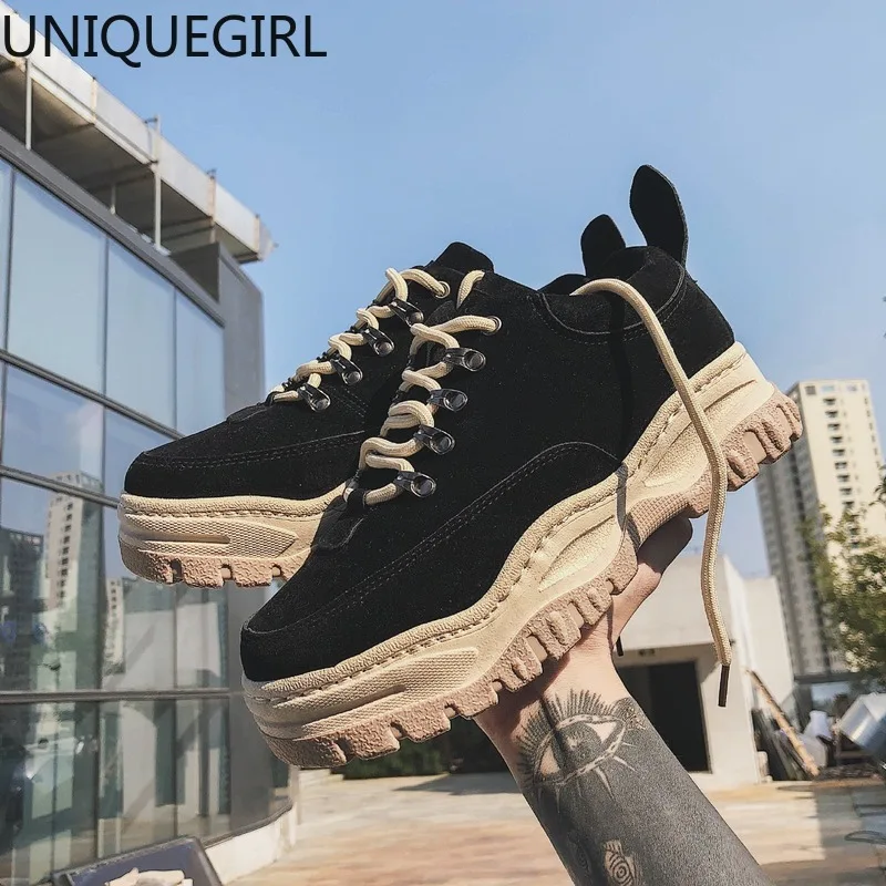 

Autumn and Winter 2019 New Martin Boots Men's Low Sneakers Fashion Leisure Thick Soled Men's Cotton Shoes