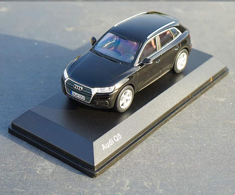 1:43 Q5 AUDI Q5 сплав модель автомобиля статическая Высокая имитационная металлическая модель автомобилей с оригинальной коробкой