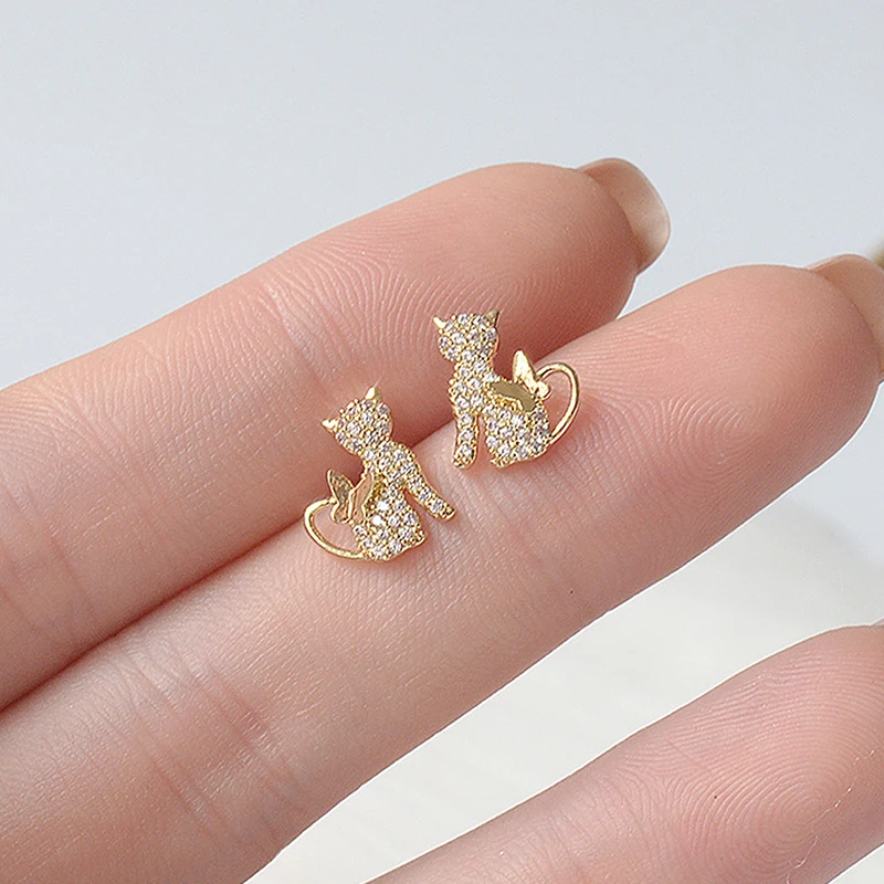 Ins Hot Sale Exquisite Micro Inlaid Zirconia Tiny Cat Earring for Women Cute Cubic Zirconia Stud Earrings Daily Jewelry Pendant