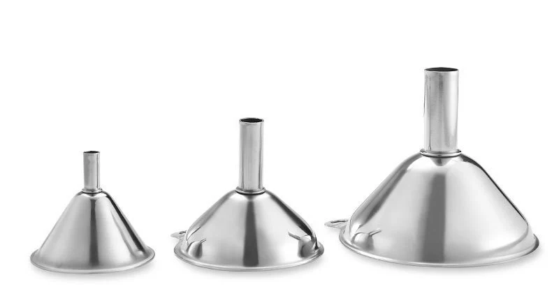 Manufacturer's direct sale Stainless Steel Mini funnel three piece liquid packager oil leakage integrated wine leakage