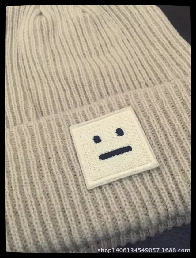 Korean New Hat Autumn Winter Fashion Warm knit Cap British Style Smiley Head Casual Knitted Cap For Women Outdoors Headwear