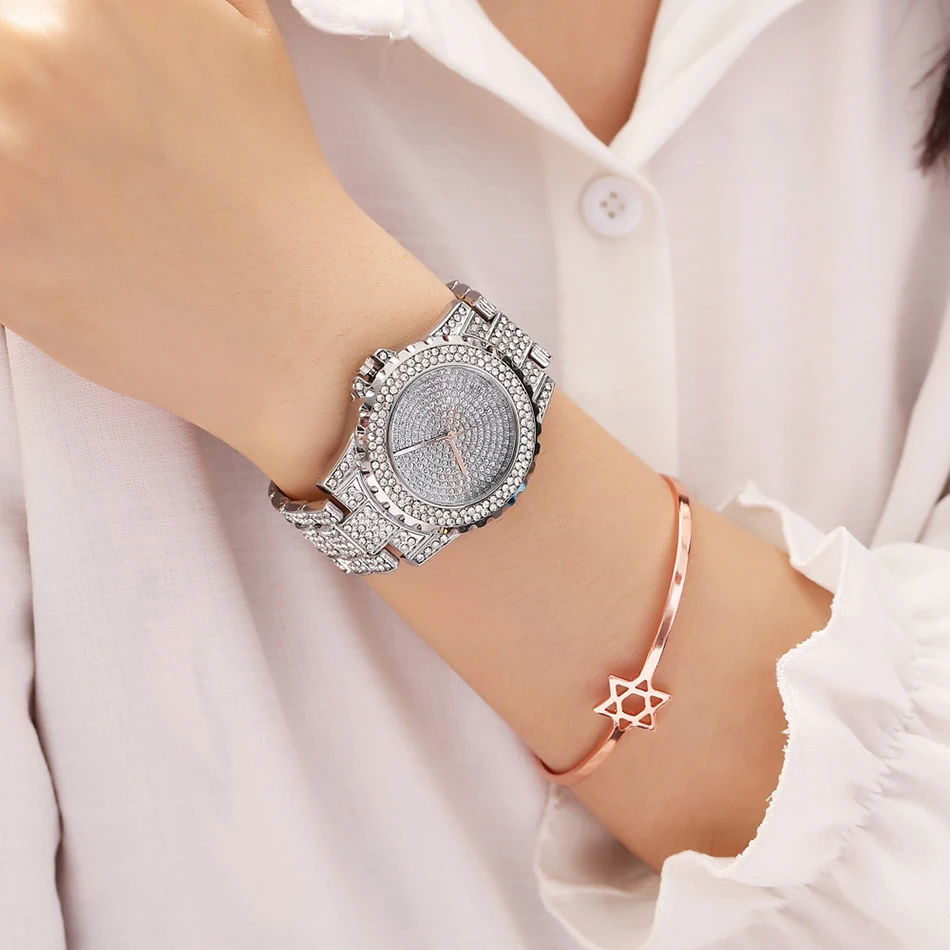 women watch  (7)