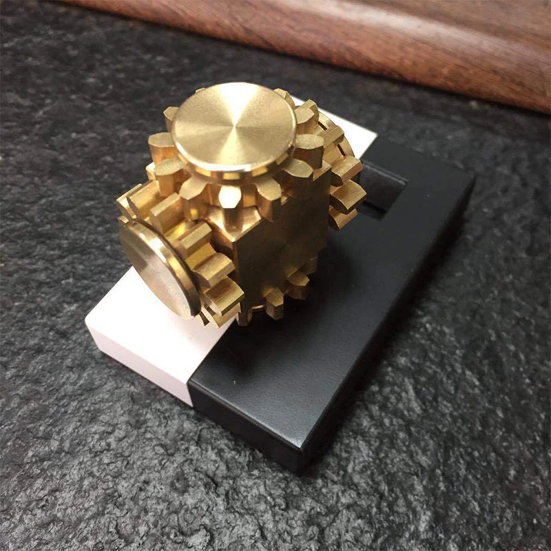 Pure Copper Gyro Gear Linkage Toys Finger Mechanical Gyro Adult