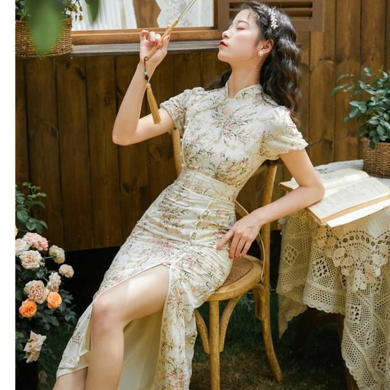 Cheongsam Qipao Chinese Traditional Dress Embroidery Retro Improved Cheongsams Oriental Party Summer Floral Dresses for Women
