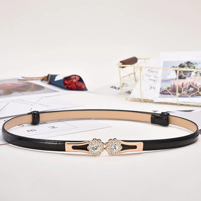 Nuevo diseño cinturones Дельгадо ajuste cinturón PU cuero; negro vestido широкие пояса Эстудиантес cinturones para mujer flor De Lis Роха h - Цвет: 175-6