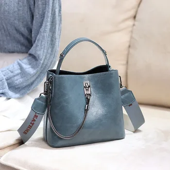 

Women's Bag 2020 New Fashion Wide Shoulder Strap Shoulder/Crossbody Bag All-match Chain Portable Bucket Bag BA180