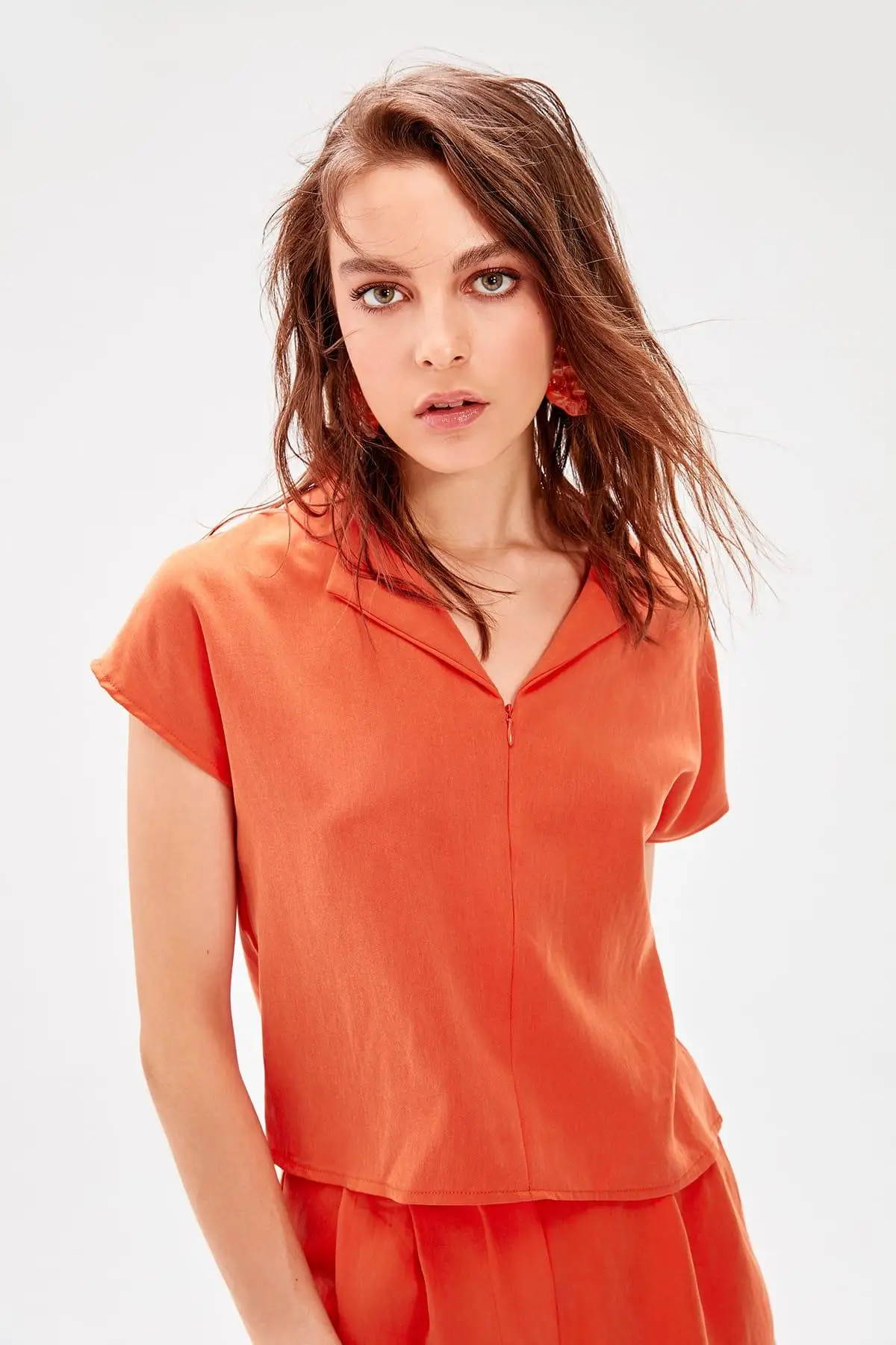 Trendyol Orange Zipper Detail Bluz TWOAW20BZ0106 |