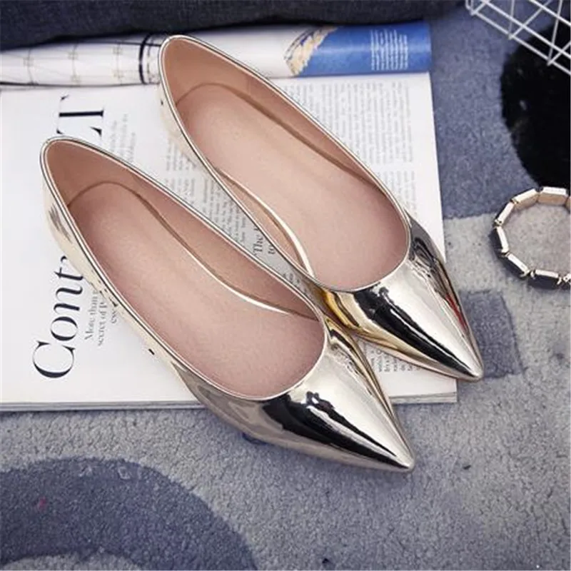 Women Loafers Flat Heel Pointed Toe Flat Shoes Japanned Leather Silver Single Shoes Patent Leather Size 33-43