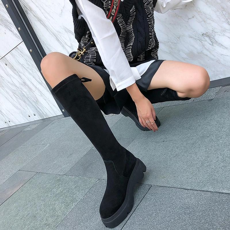 DORATASIA/Новое поступление; замшевые кожаные сапоги до колена; женские сапоги на шнуровке с заклепками; сезон осень-зима; женская обувь на плоской платформе
