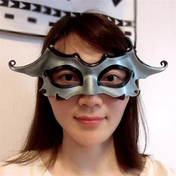 

2019 New Arrival Bat Face Mask Punk Gothic Vampire Bat Cosplay Mask Cool Handmade Cowhide Mask Halloween Cosplay Props