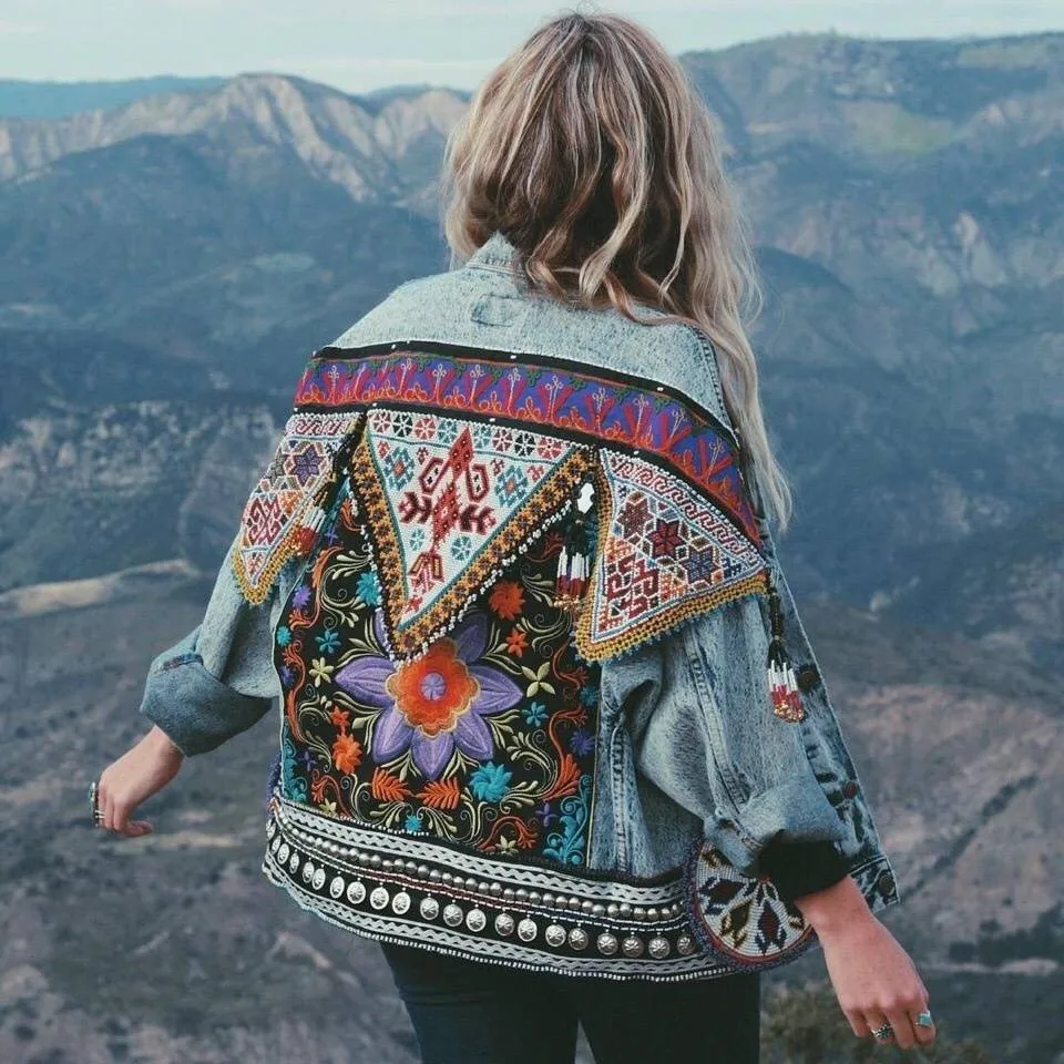 High-Quality Vintage Loose Denim Jacket Women Heavy Industry Old Embroidered Beaded Boho Ladies Autumn Short Coats New |