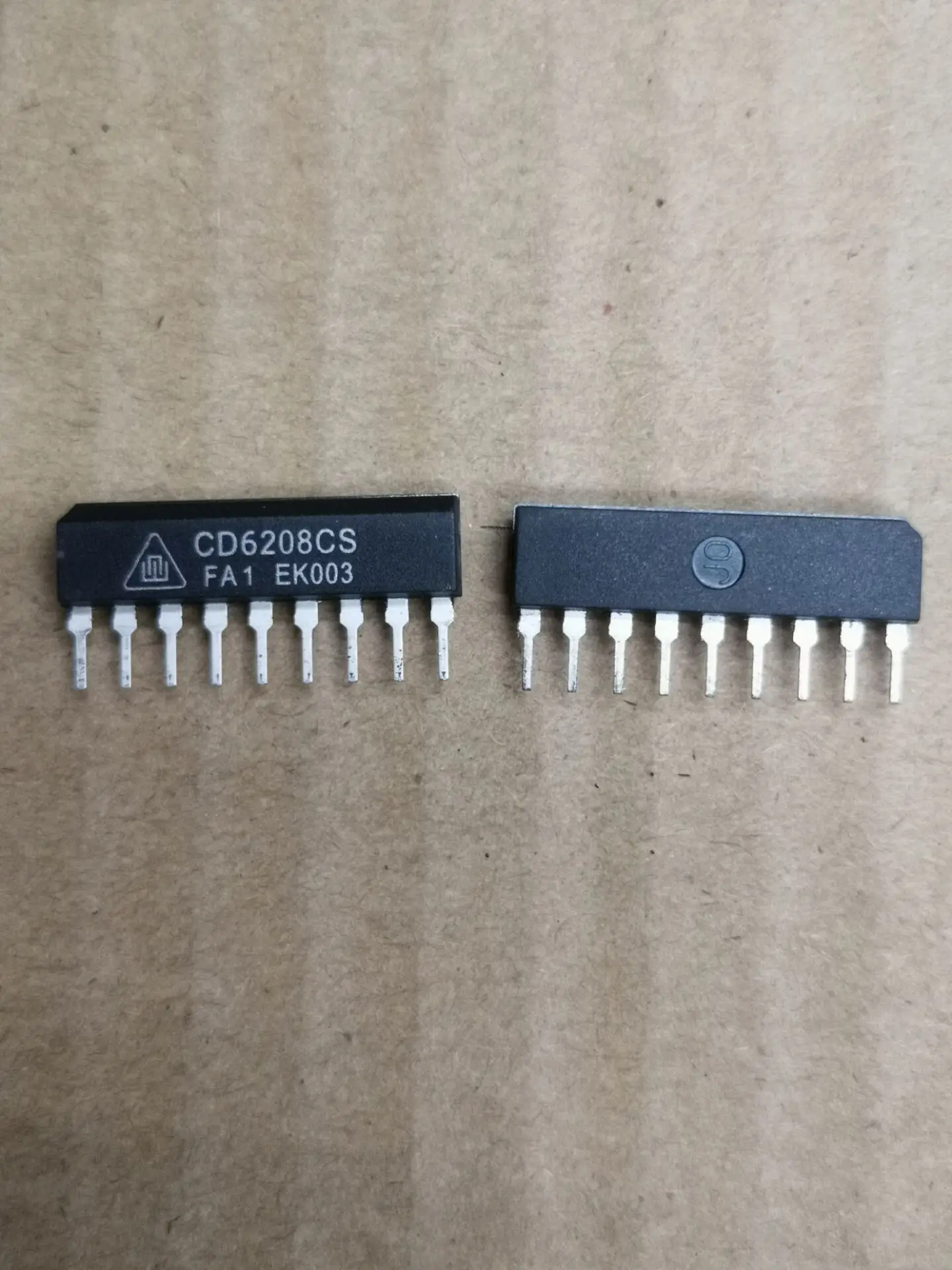 100% новый и оригинальный CD6208CS SIP-9 | Электроника