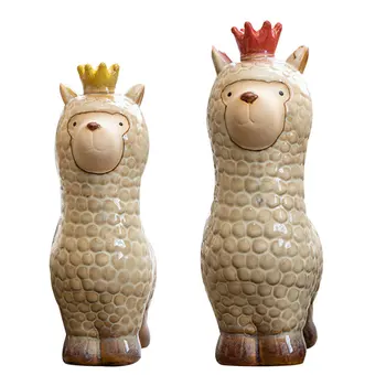

2pcs Ceramic Crown Alpaca Creative Animal Model Adorable Layout Landscaping Crafts for Home Outdoor Garden