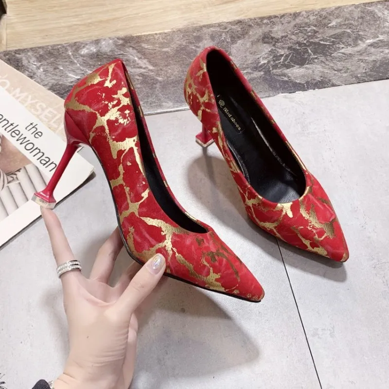 

Shoes New Women Pumps Patent Leather High Heels Ladies Sexy Wedding Stiletto Pointed Toe Shallow Red Dress Platform Heels Y22-31