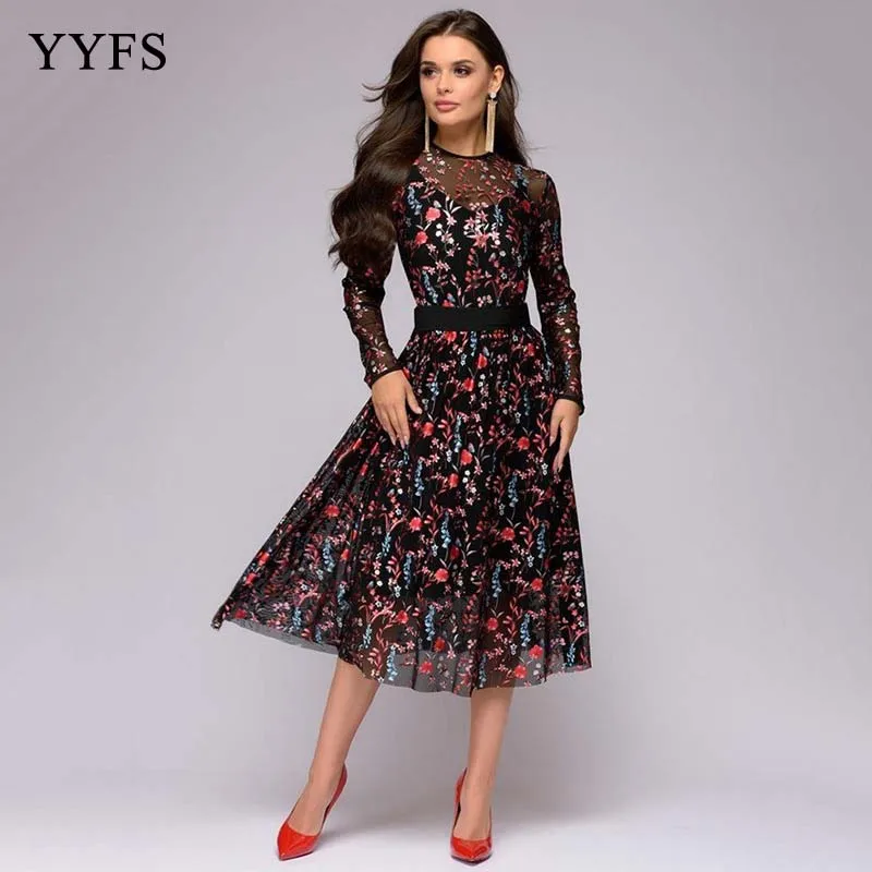 

2019New printed long sleeve thin dress
