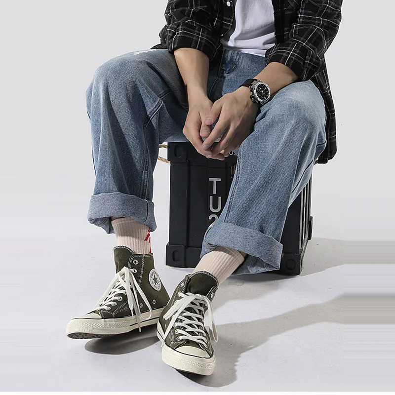 10563442952_1199049769