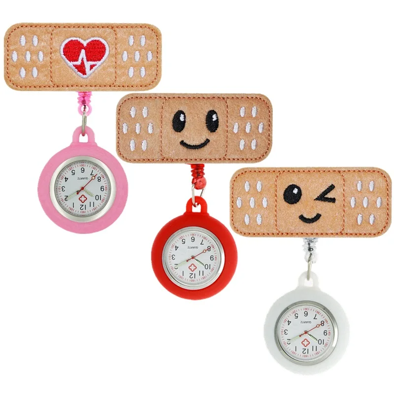 Relojes de bolsillo retráctiles para uso médico y hospitalario, pulsera con estampado de elefante de latido del corazón y sonrisa encantadora, con Distintivo de fieltro para enfermera y doctor