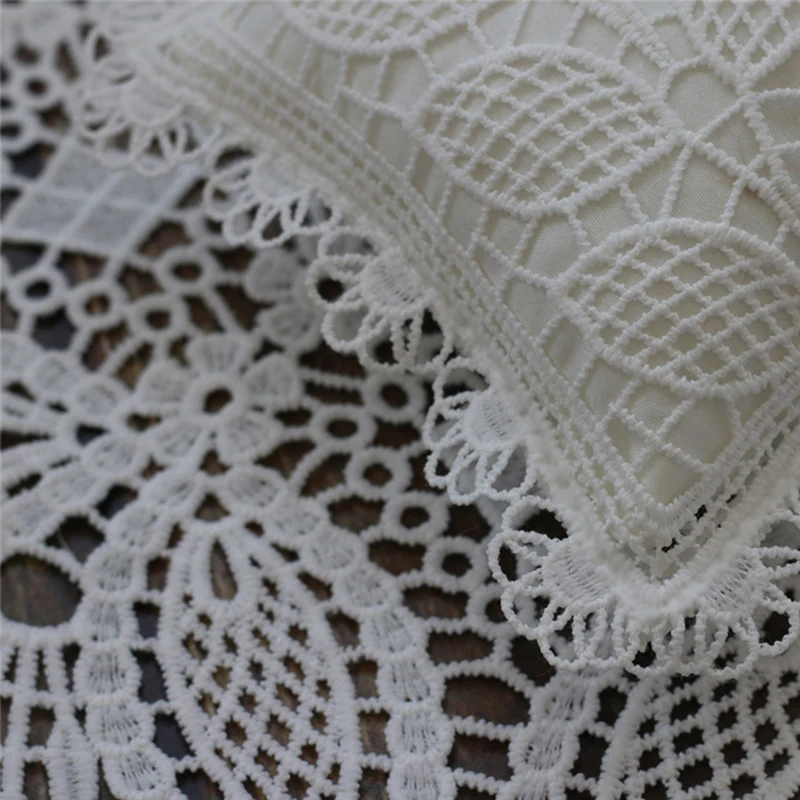 Newborn Baby Photography Props Round Lace Blanket Pillow 2pcs Set Inelastic Embroidery Lace Pads Retro Tablecloth Photo Backdrop 6