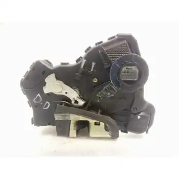 

8335322 lock Right Front Door Toyota Corolla Saloon (_ e12 _) 2.0 Turbodiesel