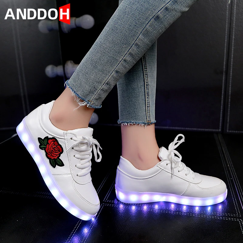 

Size 30-44 Children Casual Shoes Luminous Sneakers for Girls Boys Men Women Led Light Children Luminous Shoes Glowing Sneakers