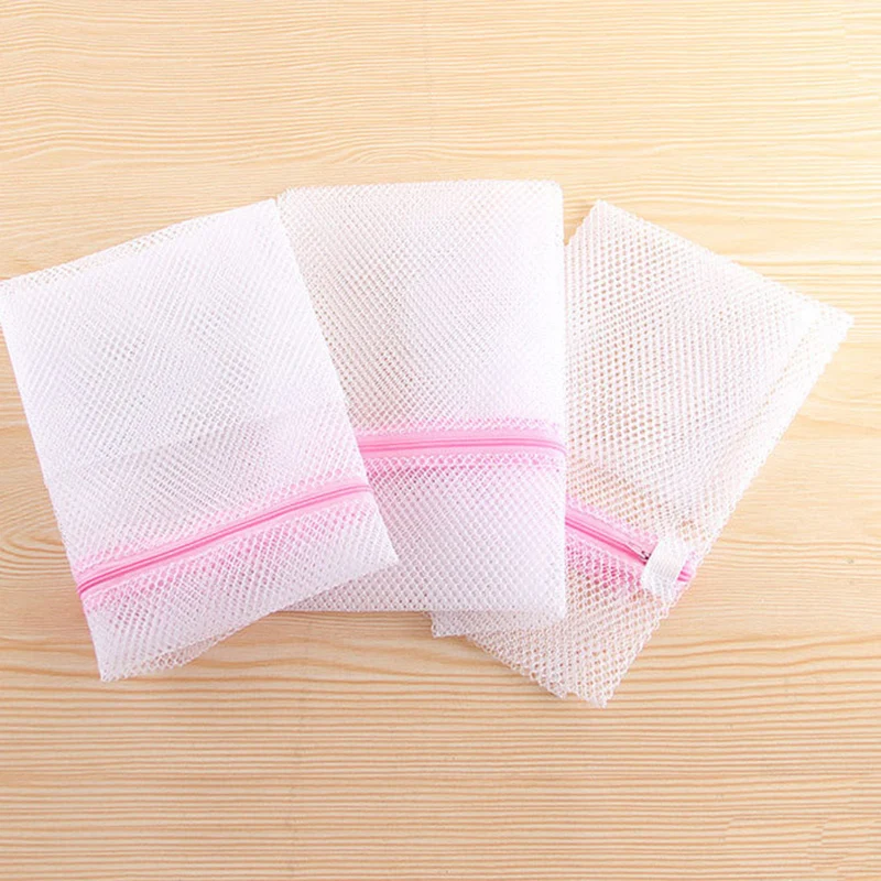 4131374909_2056303186